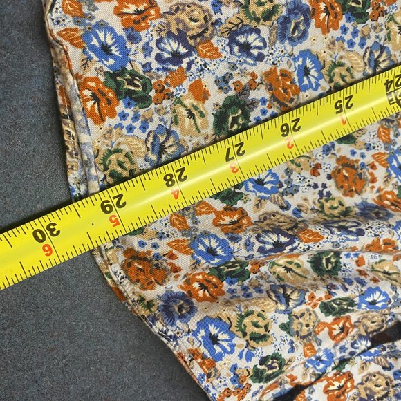 Floral Simons(Le 31) Semi-Fit (L) Shirt - Picture 4 of 5